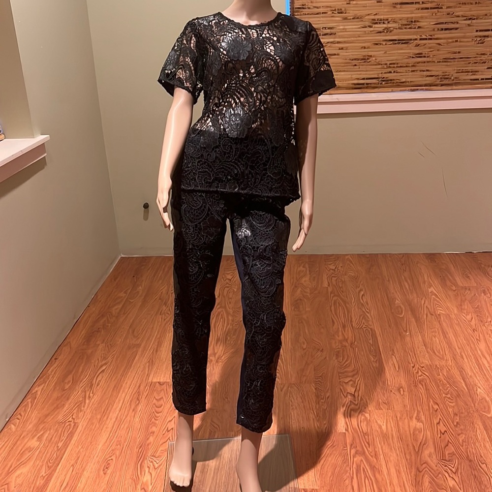 7 For All Mankind 2 Piece Pants & Top With Black Faux Leather Lace Size L/31